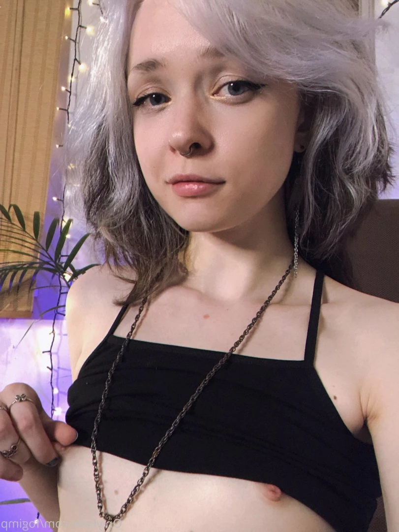 ri mor [ fragariabomb ] Onlyfans leaked photo 3347650 on Hotleaks.tv