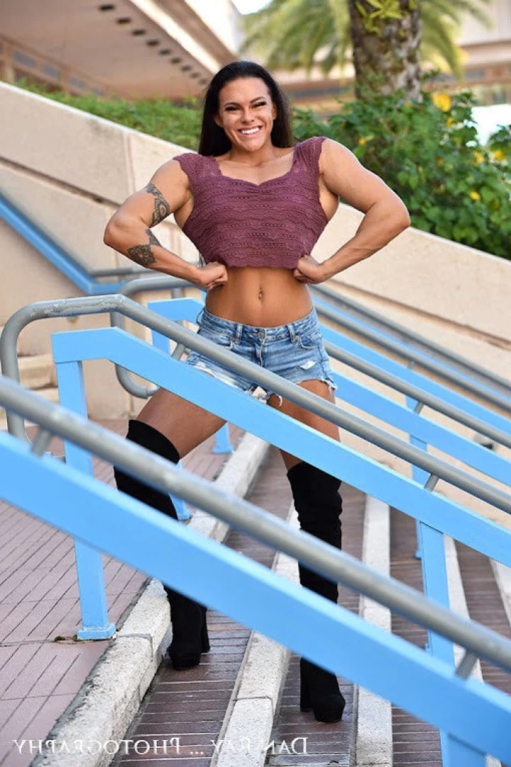 Muscles Lexa FREE [ free_lexastahl ] Onlyfans leaked photo 13394398 on Hotleaks.tv