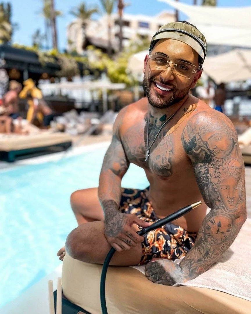 ✅🅕🅡🅔🅔🍿𝗧𝗵𝗮𝘁 𝗛𝗨𝗚𝗘 𝗔𝗦𝗦 𝑖𝑠𝑛'𝑡 𝑁𝑂𝑅𝑀𝐴𝐿👅🇪🇸 [ freeboygym ] Onlyfans leaked photo 3334540 on Hotleaks.tv