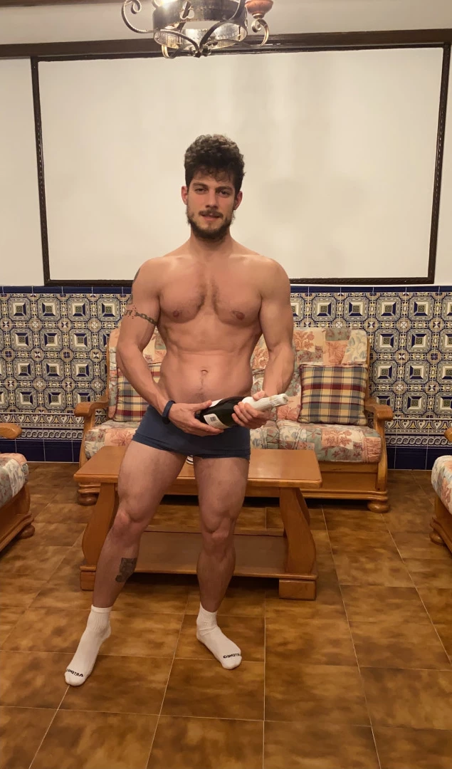 ✅🅕🅡🅔🅔🍿𝗧𝗵𝗮𝘁 𝗛𝗨𝗚𝗘 𝗔𝗦𝗦 𝑖𝑠𝑛'𝑡 𝑁𝑂𝑅𝑀𝐴𝐿👅🇪🇸 [ freeboygym ] Onlyfans leaked photo 6099200 on Hotleaks.tv