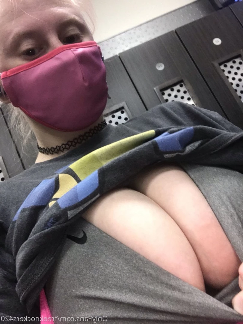 ❤️💝Betty Knockers❤️💝 [ freeknockers420 ] Onlyfans leaked photo 3386677 on Hotleaks.tv
