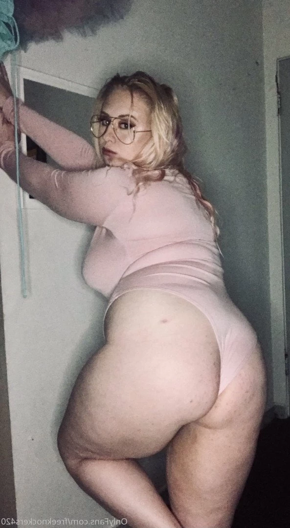 ❤️💝Betty Knockers❤️💝 [ freeknockers420 ] Onlyfans leaked photo 3390199 on Hotleaks.tv