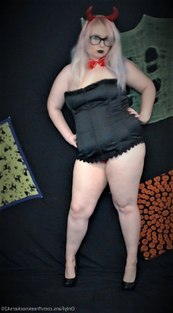 ❤️💝Betty Knockers❤️💝 [ freeknockers420 ] Onlyfans leaked photo 3391197 on Hotleaks.tv