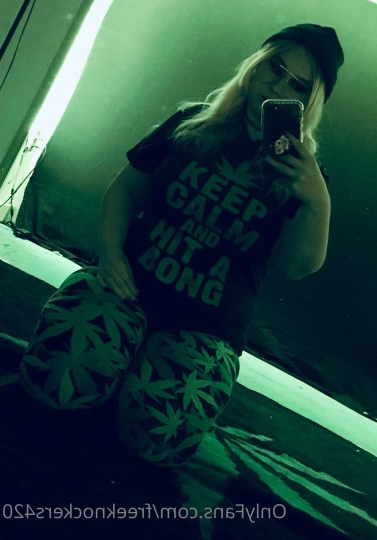 ❤️💝Betty Knockers❤️💝 [ freeknockers420 ] Onlyfans leaked photo 3394174 on Hotleaks.tv