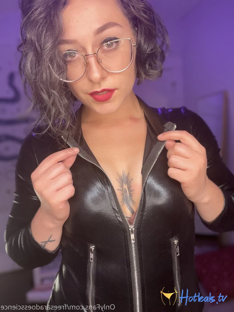 KINK QUEEN [ freesaradoesscience ] Onlyfans leaked photo 4545465 on Hotleaks.tv