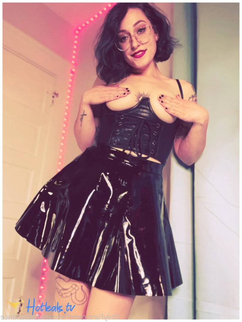 KINK QUEEN [ freesaradoesscience ] Onlyfans leaked photo 4545479 on Hotleaks.tv