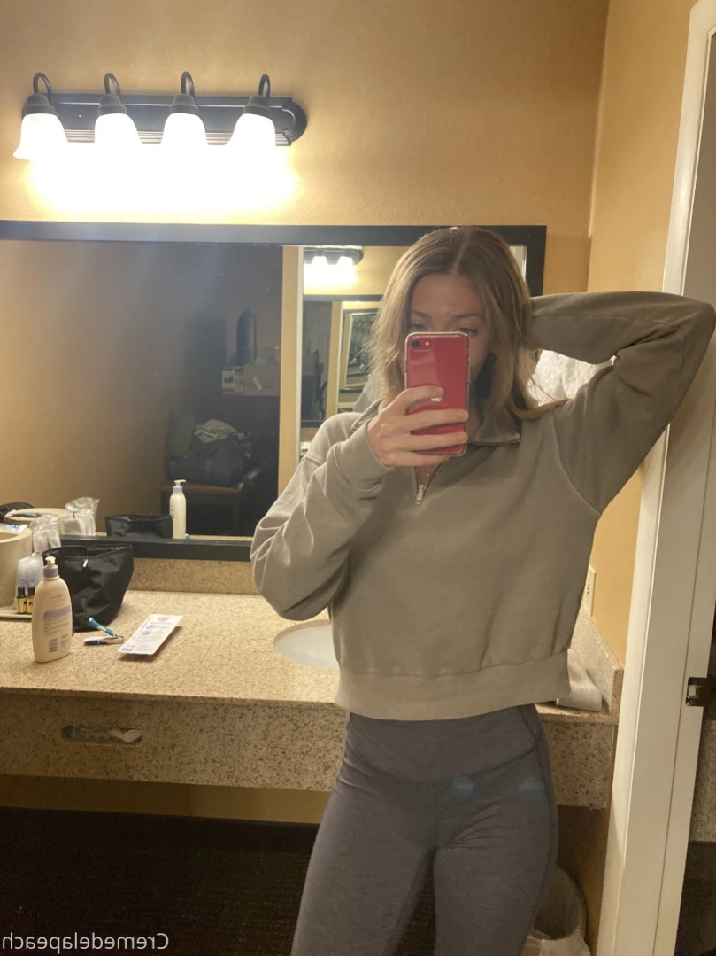 Peaches [ cremedelapeach ] Onlyfans leaked photo 15803264 on Hotleaks.tv