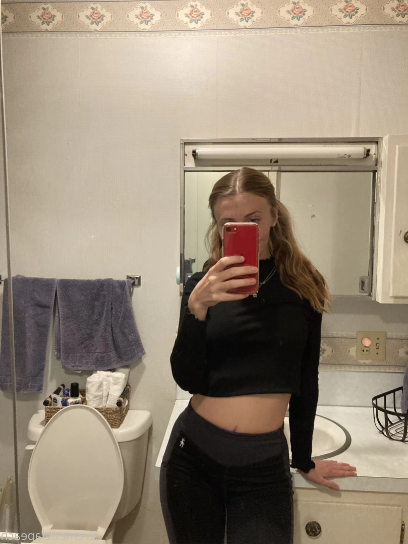Peaches [ cremedelapeach ] Onlyfans leaked photo 16493460 on Hotleaks.tv
