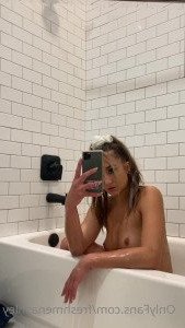 Ashley ❤️ SEXT QUEEN 🤩😻 [ freshmenashley ] Onlyfans leaked video 3371761 on Hotleaks.tv
