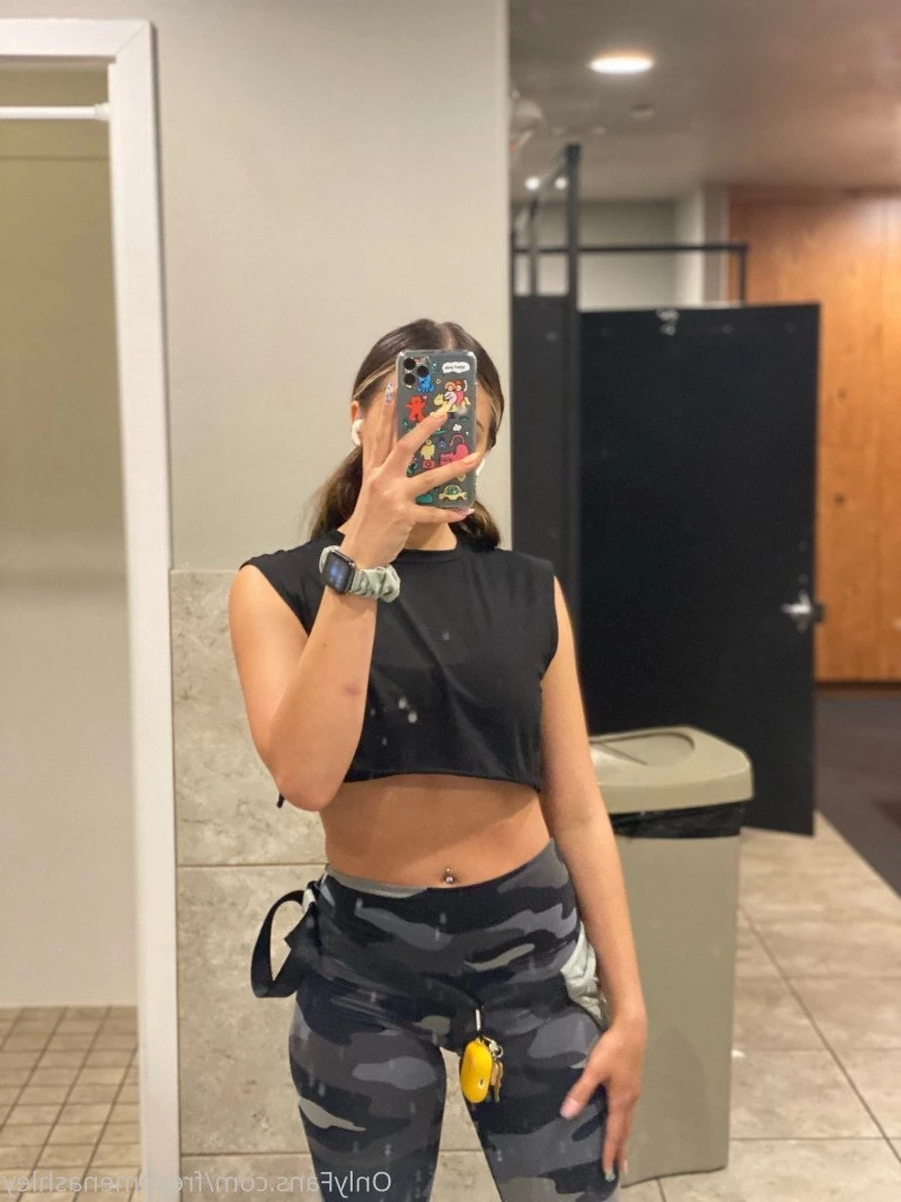 Ashley ❤️ SEXT QUEEN 🤩😻 [ freshmenashley ] Onlyfans leaked photo 3408577 on Hotleaks.tv