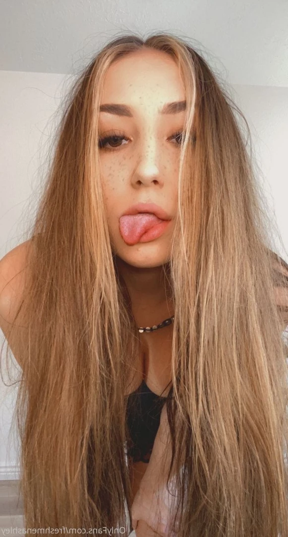 Ashley ❤️ SEXT QUEEN 🤩😻 [ freshmenashley ] Onlyfans leaked photo 3412496 on Hotleaks.tv