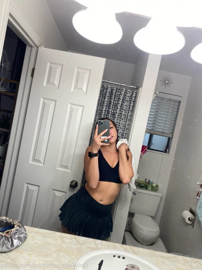 Ashley ❤️ SEXT QUEEN 🤩😻 [ freshmenashley ] Onlyfans leaked photo 3413931 on Hotleaks.tv