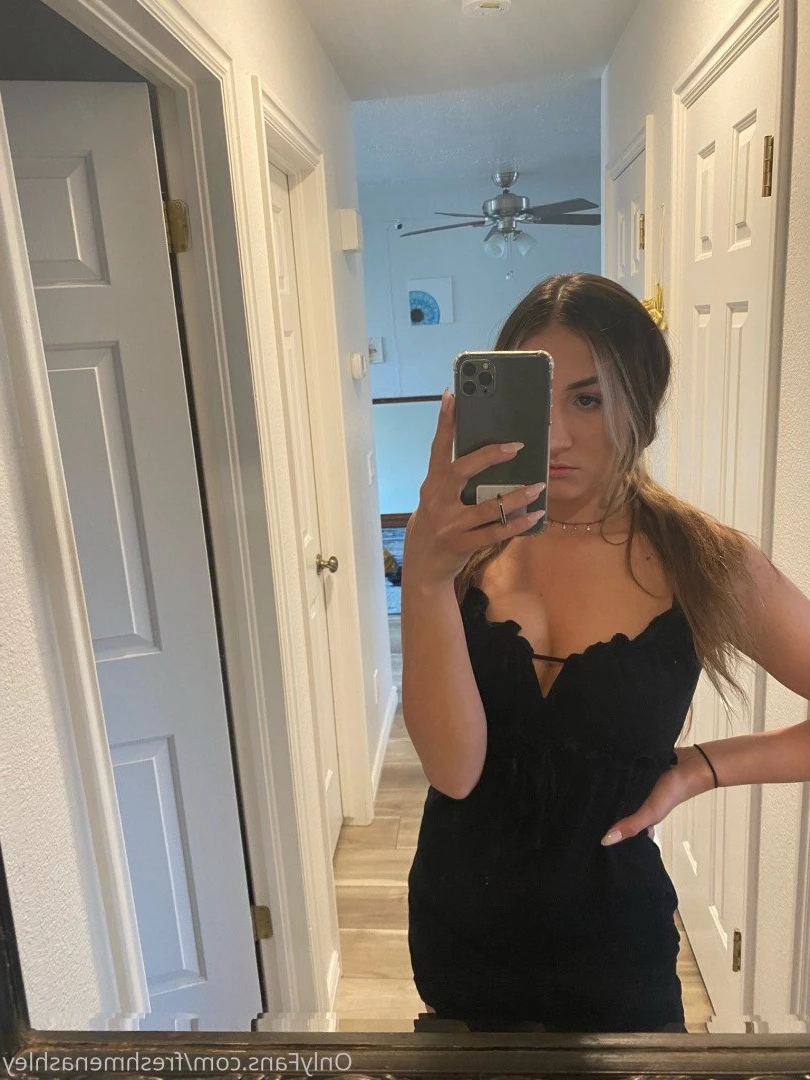 Ashley ❤️ SEXT QUEEN 🤩😻 [ freshmenashley ] Onlyfans leaked photo 3416240 on Hotleaks.tv