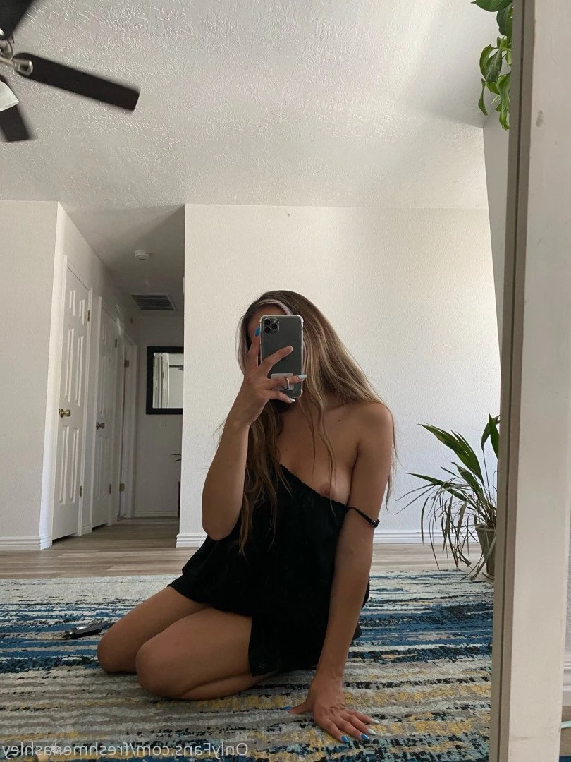 Ashley ❤️ SEXT QUEEN 🤩😻 [ freshmenashley ] Onlyfans leaked photo 3421642 on Hotleaks.tv