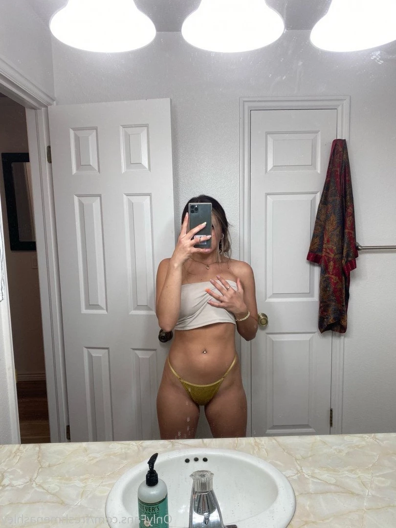 Ashley ❤️ SEXT QUEEN 🤩😻 [ freshmenashley ] Onlyfans leaked photo 3442274 on Hotleaks.tv