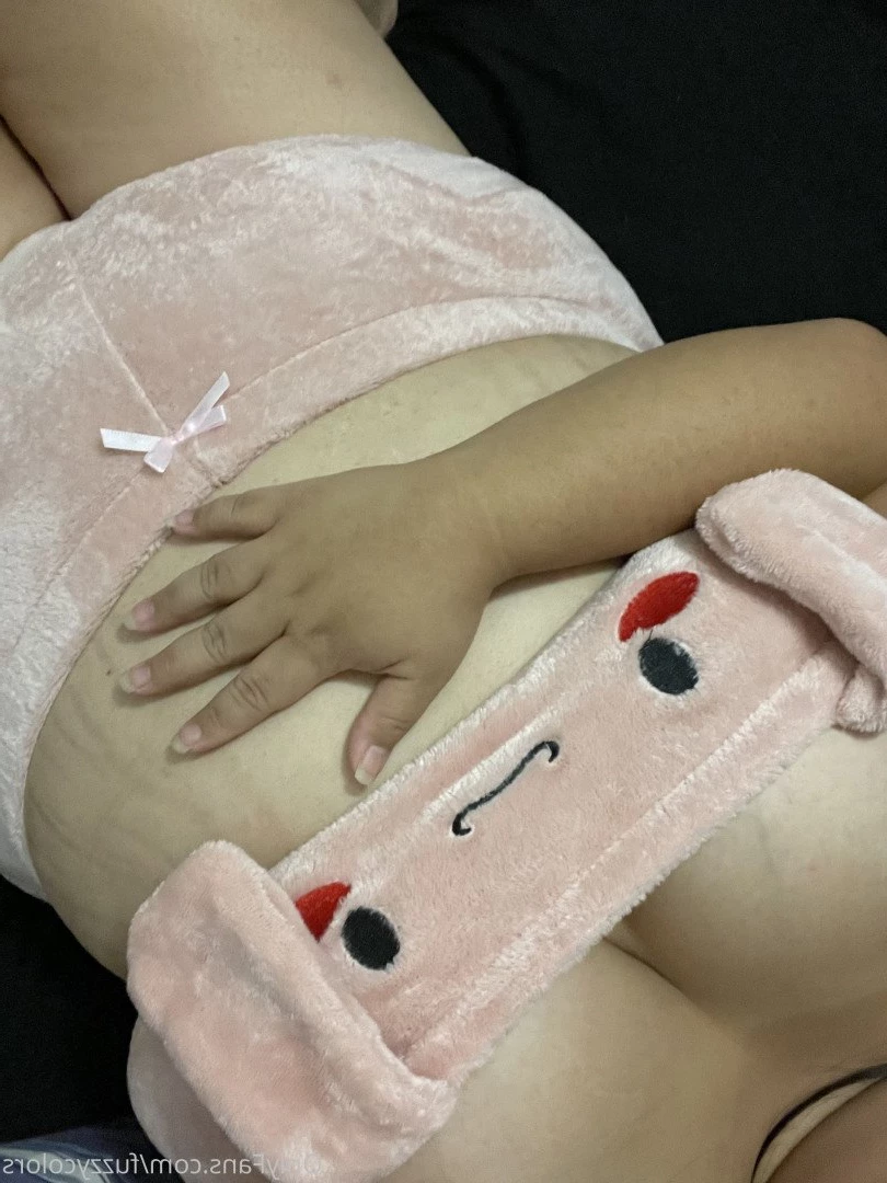 Chubby Asian Chick [ fuzzycolors ] Onlyfans leaked photo 3517206 on Hotleaks.tv