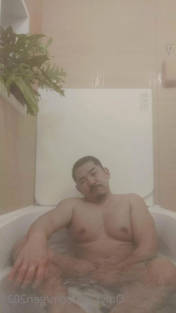 Gen [ gen2021 ] Onlyfans leaked photo 3507619 on Hotleaks.tv