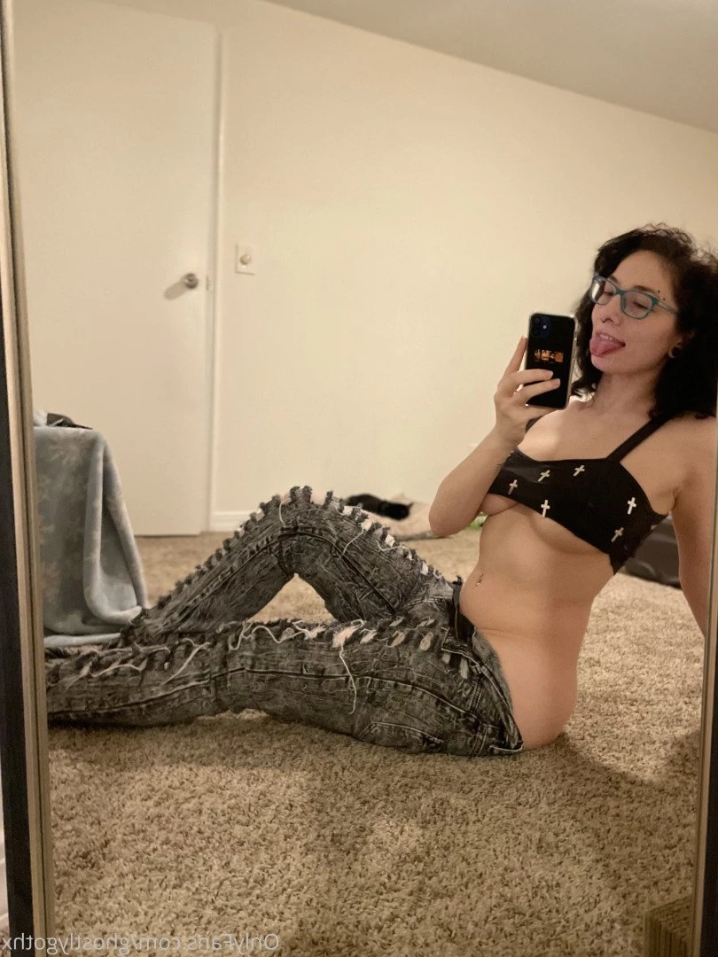 ghostlygothx Onlyfans leaked photo 3641555 on Hotleaks.tv
