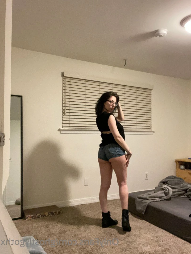ghostlygothx Onlyfans leaked photo 3661564 on Hotleaks.tv