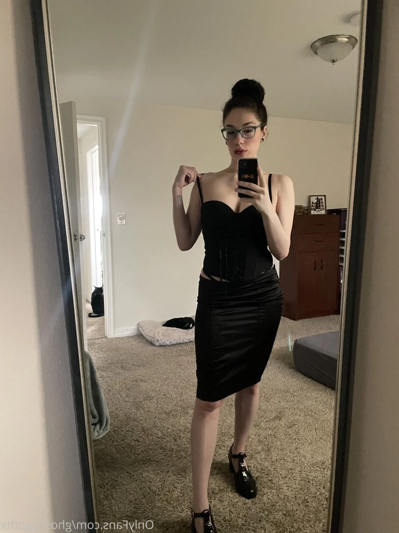 ghostlygothx Onlyfans leaked photo 3669906 on Hotleaks.tv
