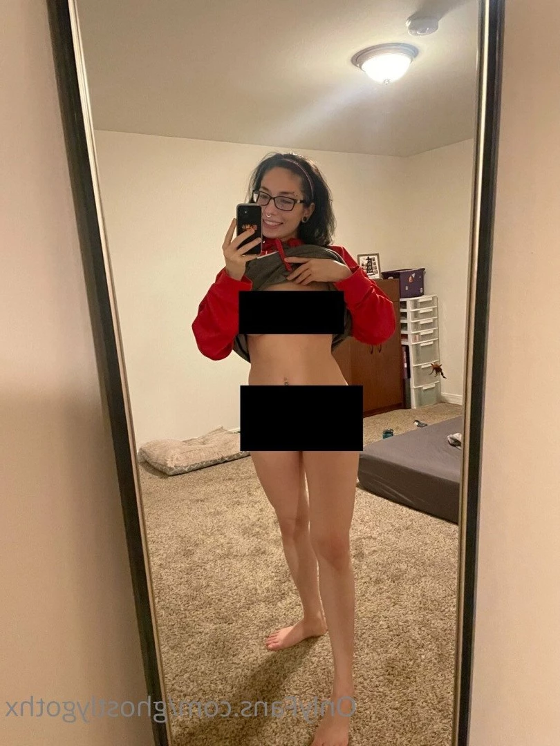 ghostlygothx Onlyfans leaked photo 3684566 on Hotleaks.tv