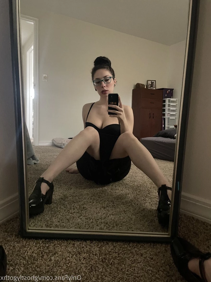 ghostlygothx Onlyfans leaked photo 3705399 on Hotleaks.tv