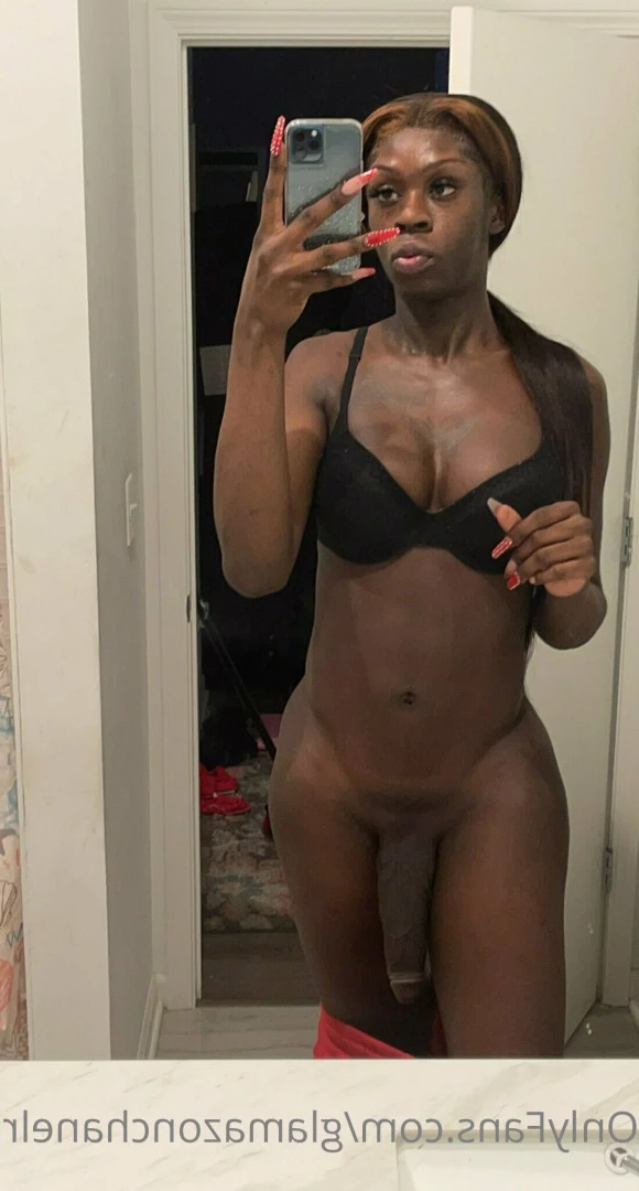 THE BIG🍆WOMAN👸🏿( FREE PAGE) [ glamazonchanelr ] Onlyfans leaked photo 6318137 on Hotleaks.tv