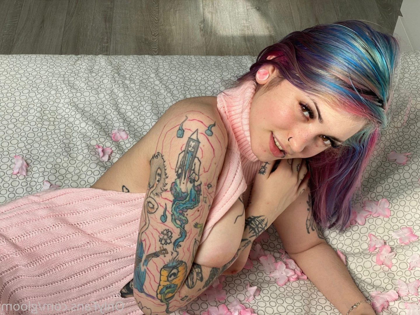 💜Gloom💜 Your fav &amp; cute GF 😳👉👈 TOP%2,7 [ gloom ] Onlyfans leaked photo 14445142 on Hotleaks.tv