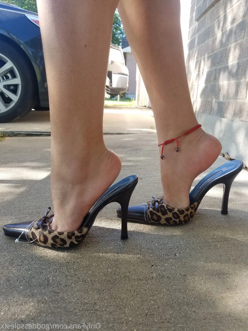 Goddessoles [ goddessolestx ] Onlyfans leaked photo 3407121 on Hotleaks.tv