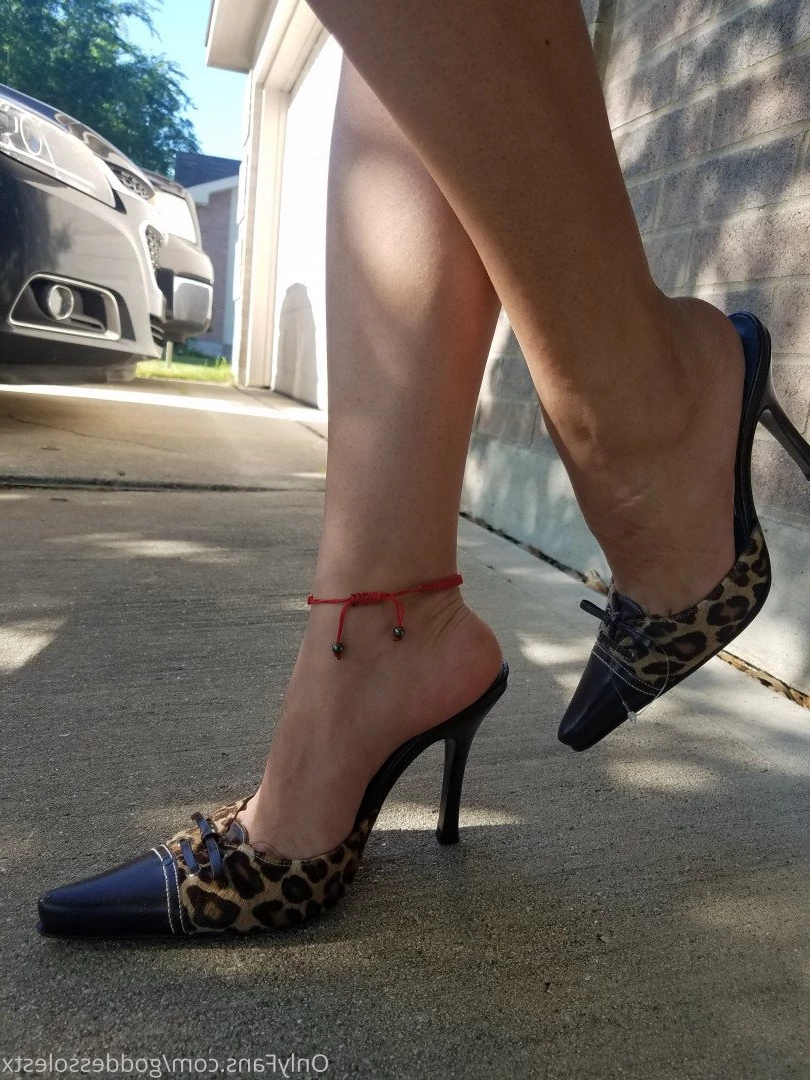 Goddessoles [ goddessolestx ] Onlyfans leaked photo 3413335 on Hotleaks.tv