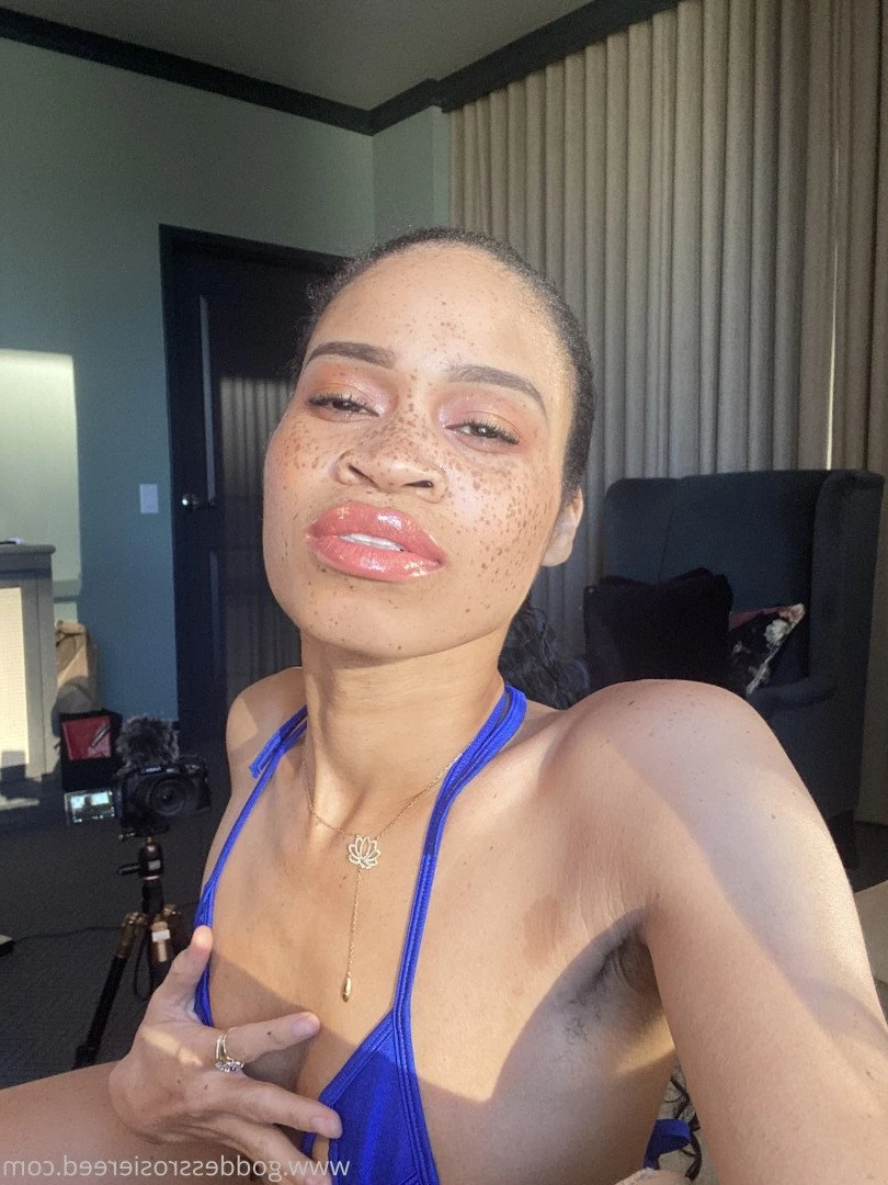 Goddess Rosie Reed 👑 [ goddessrosiereed ] Onlyfans leaked photo 3489485 on Hotleaks.tv