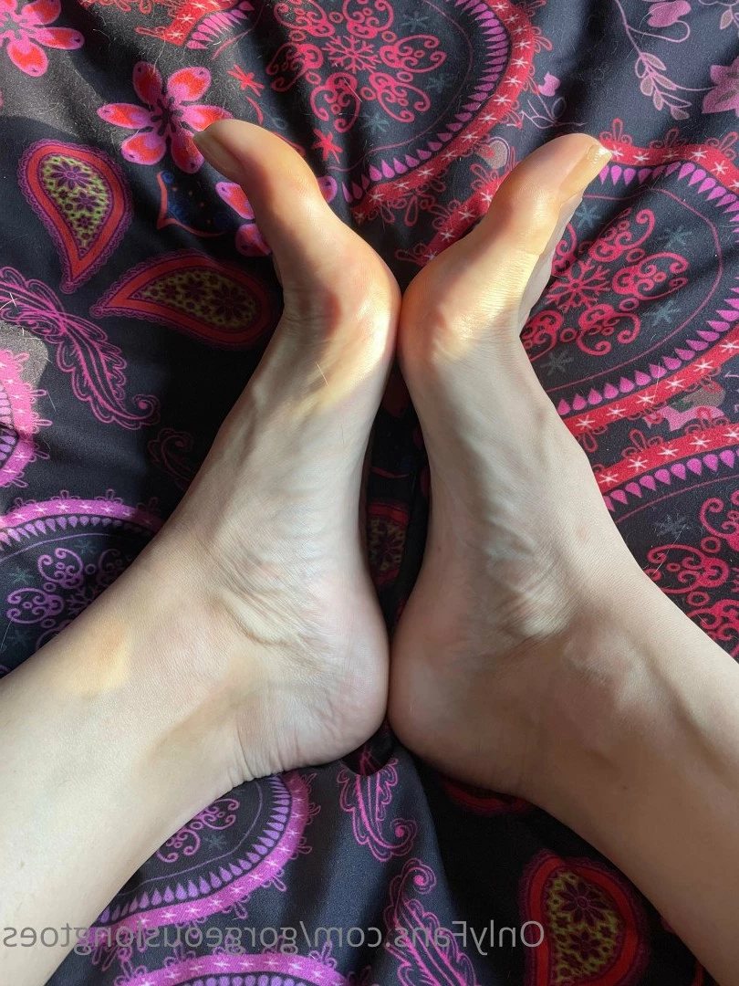Gorgeous Long Toes [ gorgeouslongtoes ] Onlyfans leaked photo 3377258 on Hotleaks.tv
