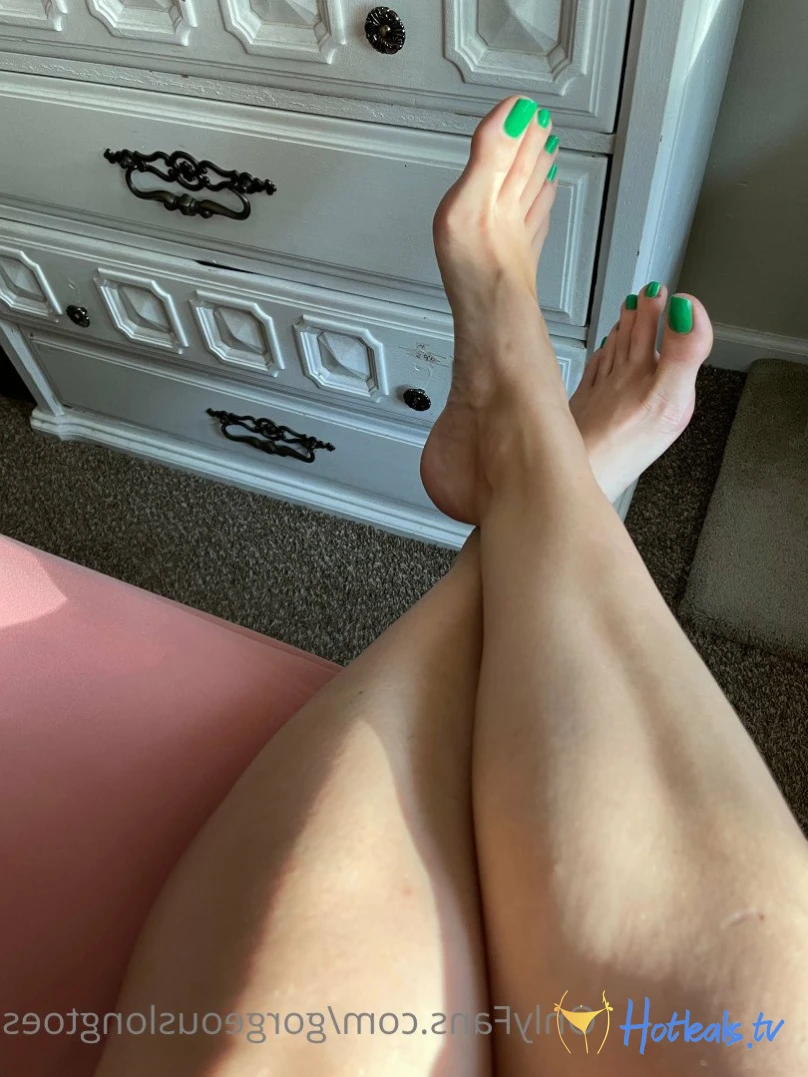 Gorgeous Long Toes [ gorgeouslongtoes ] Onlyfans leaked photo 3377318 on Hotleaks.tv