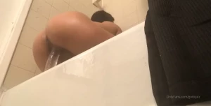 10631538