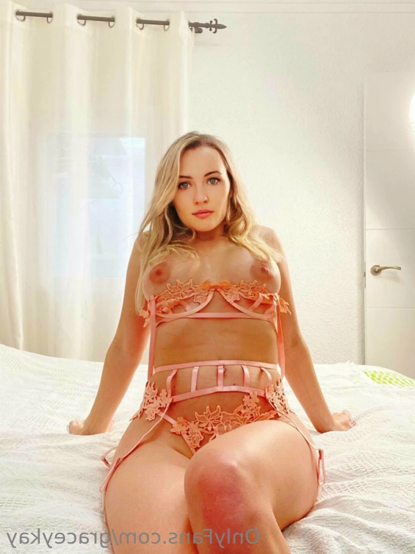 I love sexting ❤️ [ graceykay ] Onlyfans leaked photo 12490817 on Hotleaks.tv