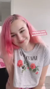 4889738