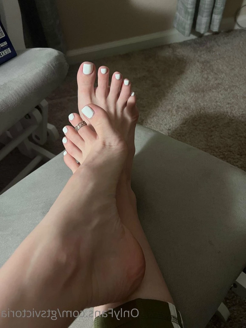 Giantess Goddess Victoria 👑 [ gtsvictoria ] Onlyfans leaked photo 3354446 on Hotleaks.tv