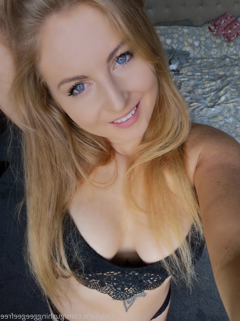 GUSHING GEE GEE 💦 [ gushinggeegeefree ] Onlyfans leaked photo 3389166 on Hotleaks.tv
