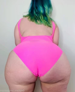 15745887