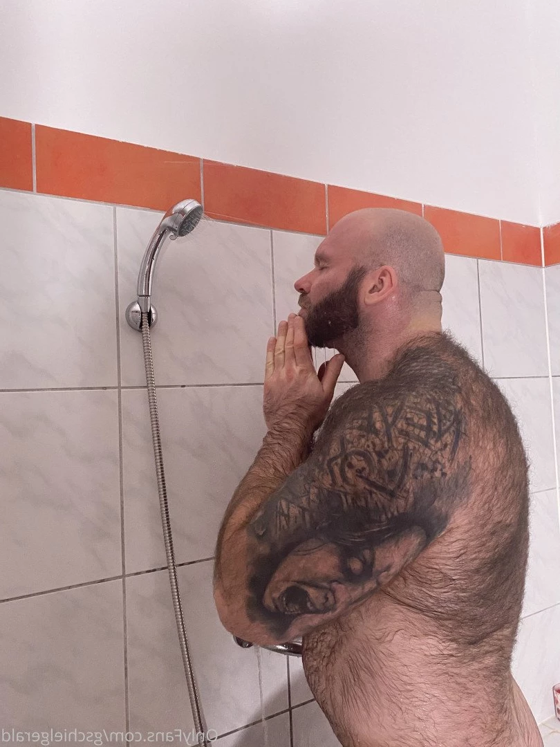 Gschiel Gerald [ hairy_musclebear ] Onlyfans leaked photo 3319683 on Hotleaks.tv