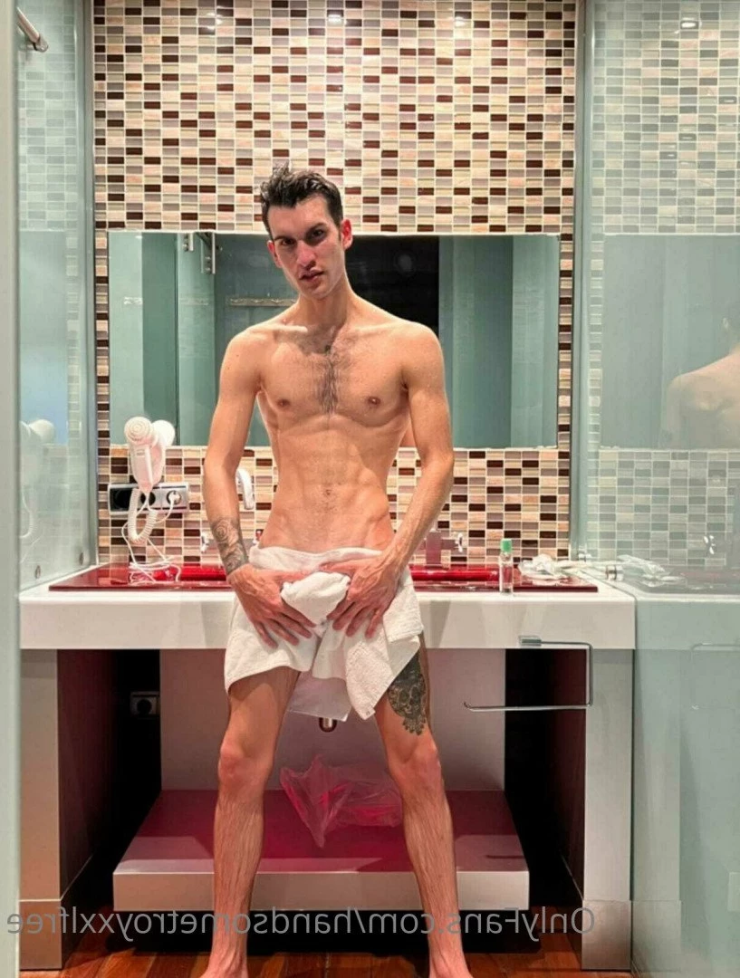 handsometroyxxlfree Onlyfans leaked photo 3279836 on Hotleaks.tv