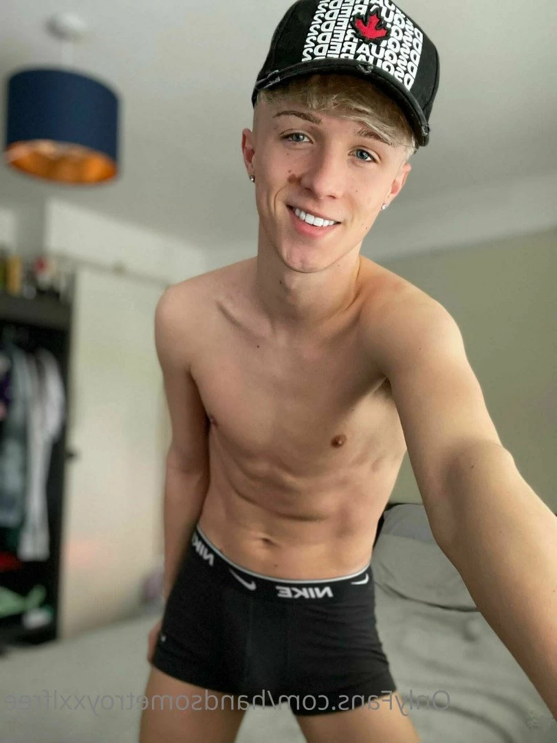 handsometroyxxlfree Onlyfans leaked photo 3279884 on Hotleaks.tv
