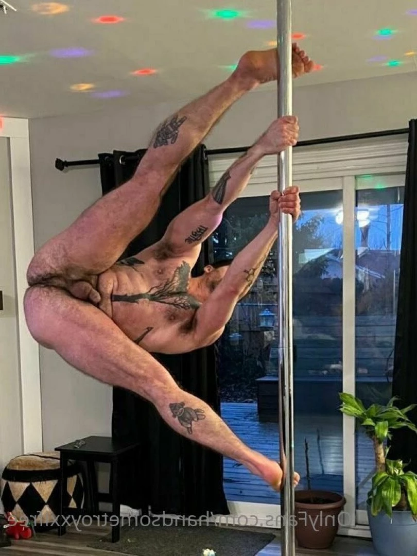handsometroyxxlfree Onlyfans leaked photo 3280372 on Hotleaks.tv