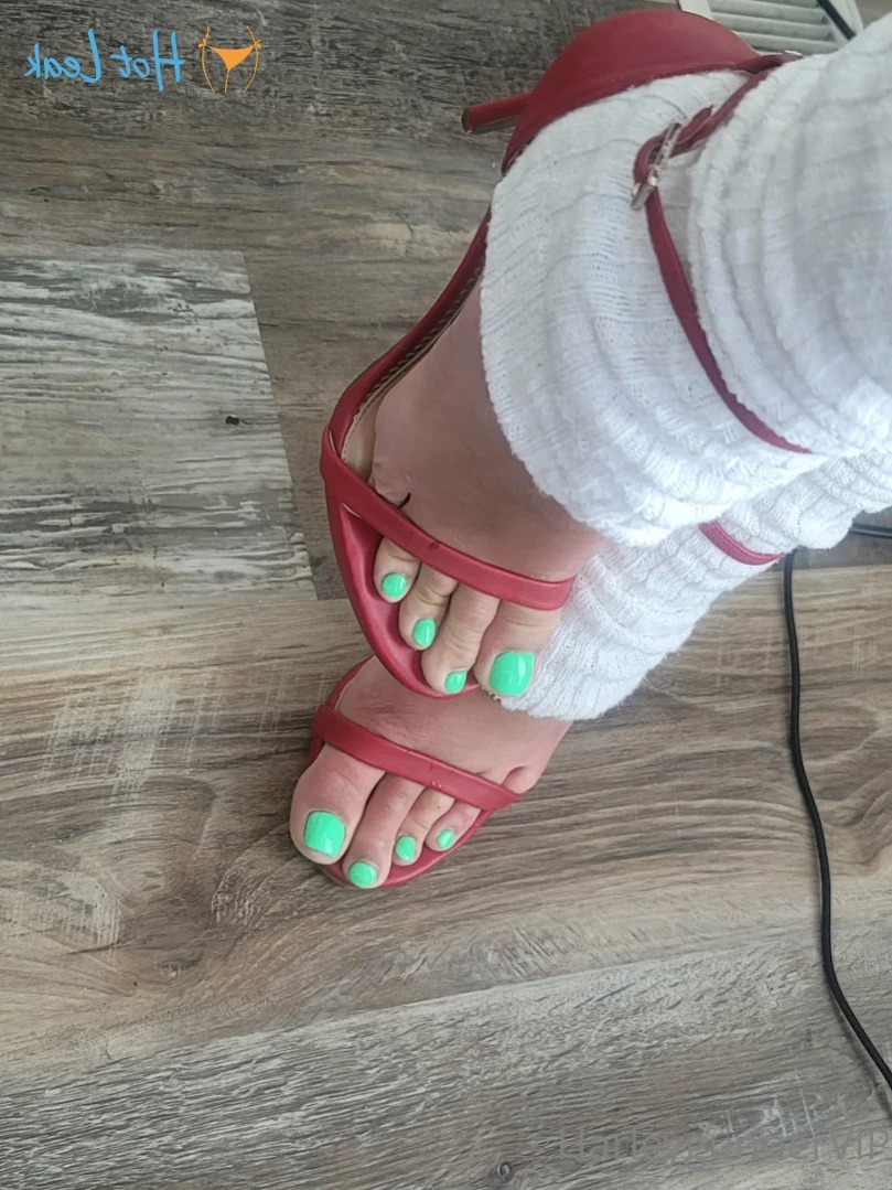 6ft BIG BUSH Amazon🥵💦 [ harleygunnervip ] Onlyfans leaked photo 11846082 on Hotleaks.tv