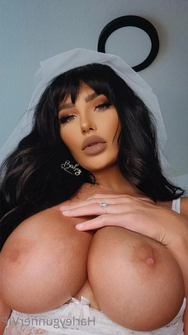 6ft BIG BUSH Amazon🥵💦 [ harleygunnervip ] Onlyfans leaked photo 12436459 on Hotleaks.tv