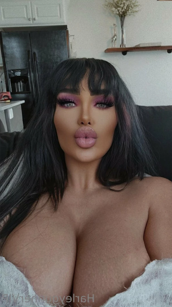 6ft BIG BUSH Amazon🥵💦 [ harleygunnervip ] Onlyfans leaked photo 14430575 on Hotleaks.tv