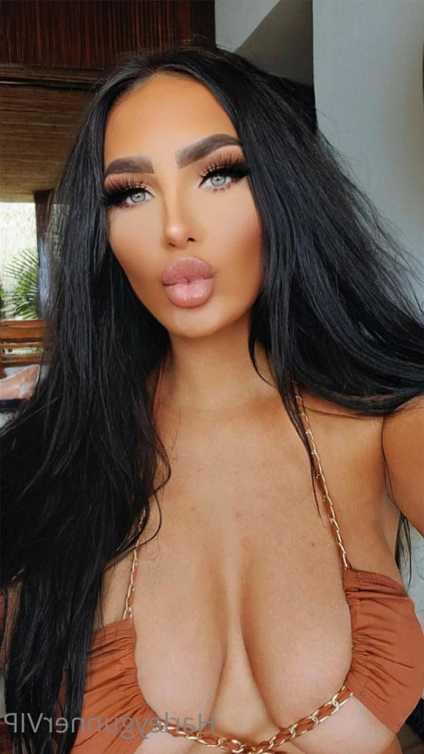 6ft BIG BUSH Amazon🥵💦 [ harleygunnervip ] Onlyfans leaked photo 14576917 on Hotleaks.tv