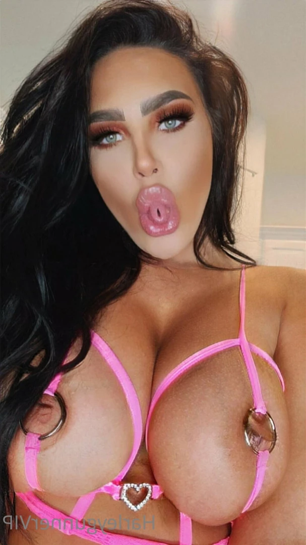 6ft BIG BUSH Amazon🥵💦 [ harleygunnervip ] Onlyfans leaked photo 14577054 on Hotleaks.tv