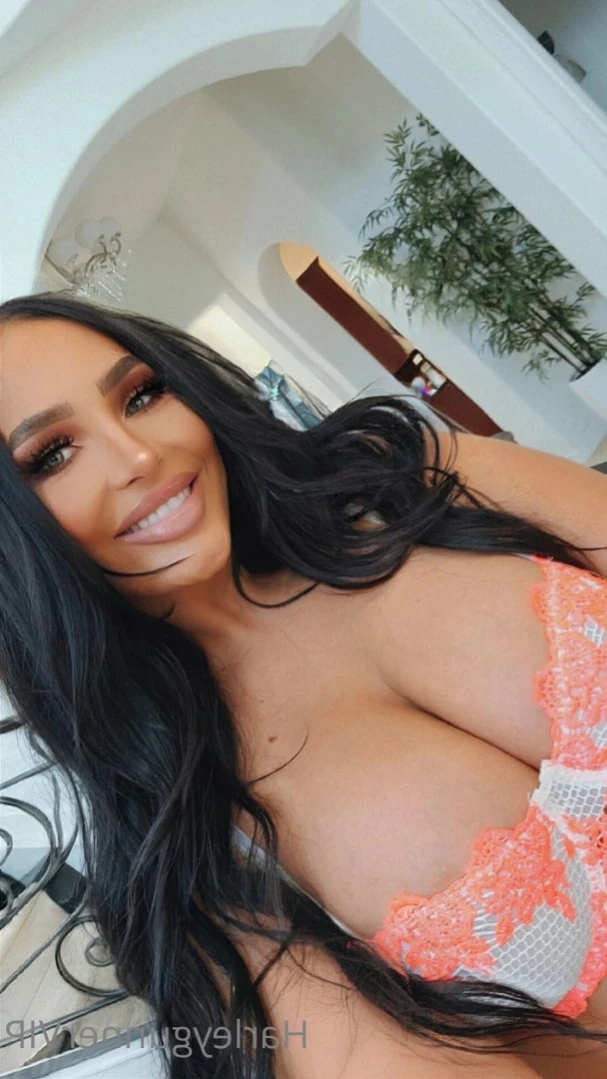 6ft BIG BUSH Amazon🥵💦 [ harleygunnervip ] Onlyfans leaked photo 14577677 on Hotleaks.tv