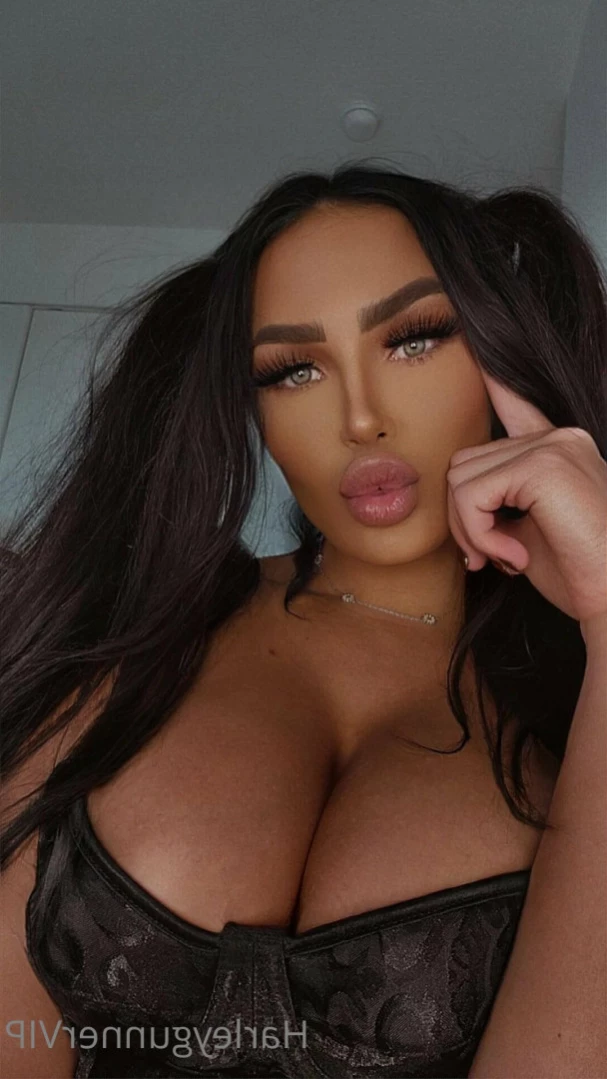 6ft BIG BUSH Amazon🥵💦 [ harleygunnervip ] Onlyfans leaked photo 14578214 on Hotleaks.tv